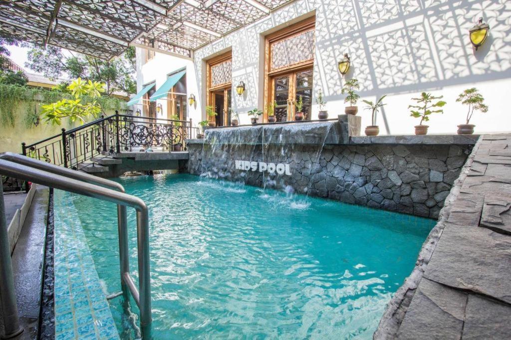 Aziza Syariah Hotel Solo By Horison Zewnętrze zdjęcie
